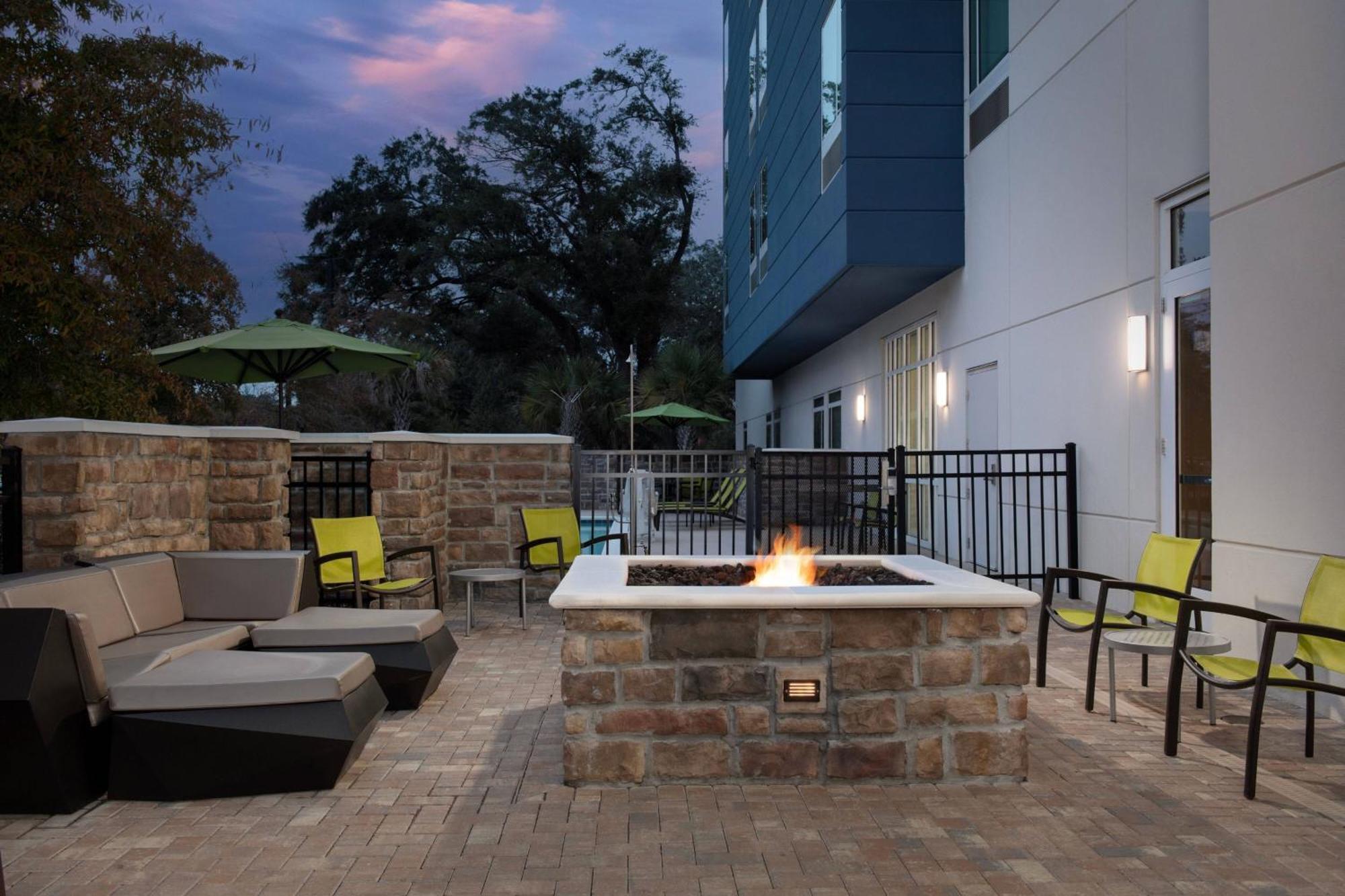 נורת' צ'רלסטון Springhill Suites By Marriott Charleston Airport & Convention Center מראה חיצוני תמונה